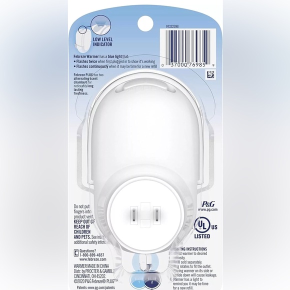 Febreze Plug In Air Freshener Fade Defy Plugs, Scented Oil Warmer, (Pack of 4) - Picture 2 of 7